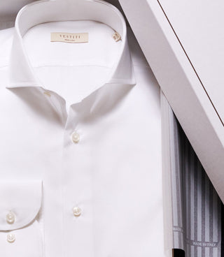 White Cutaway Collar